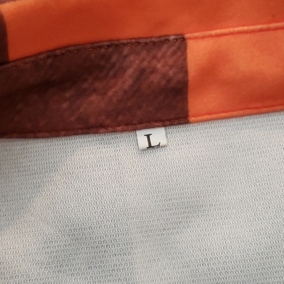 ❌❌SOLD❌❌ Color Block Print Long Shirt - Picture 5 of 7